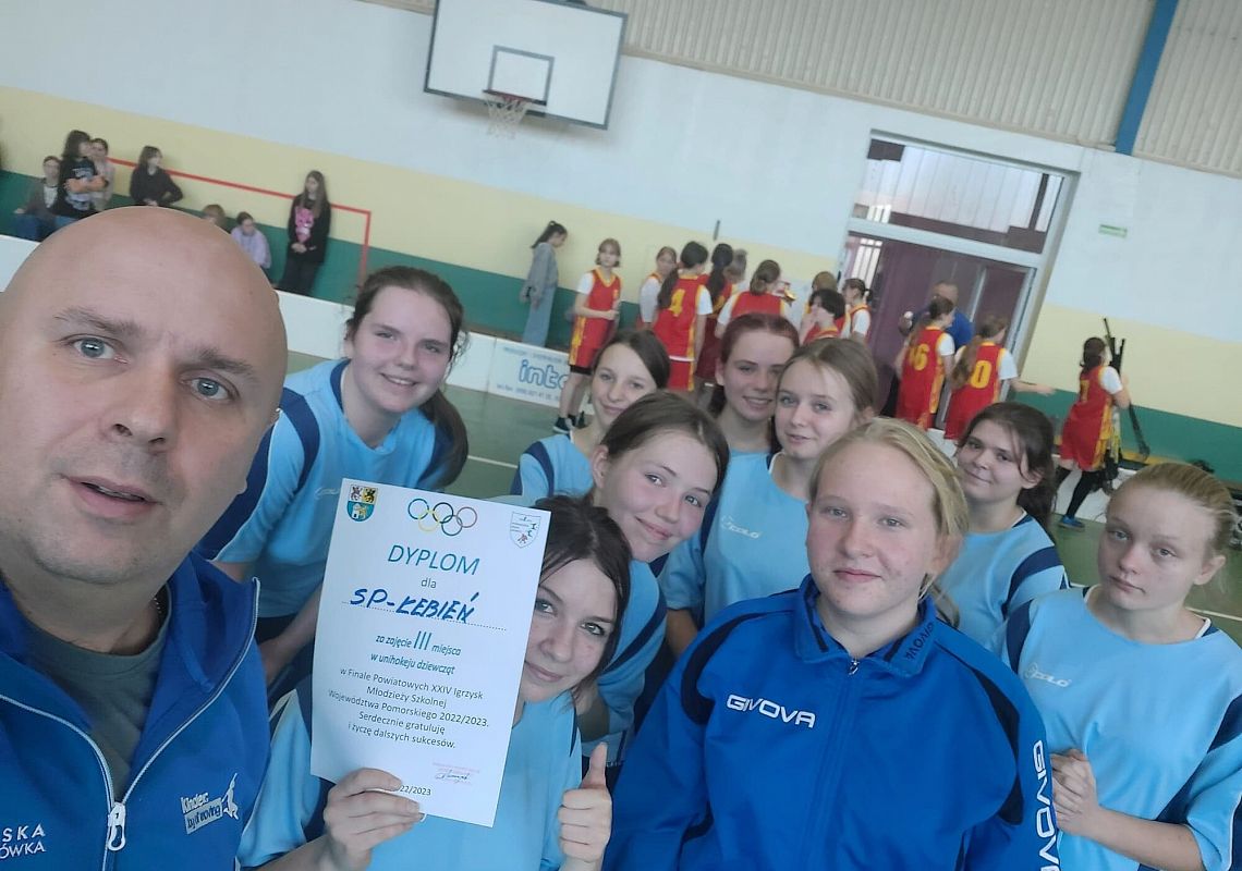 Grafika 1: III miejsce w powiecie w Igrzyskach Młodzieży Szkolnej w Unihokeju