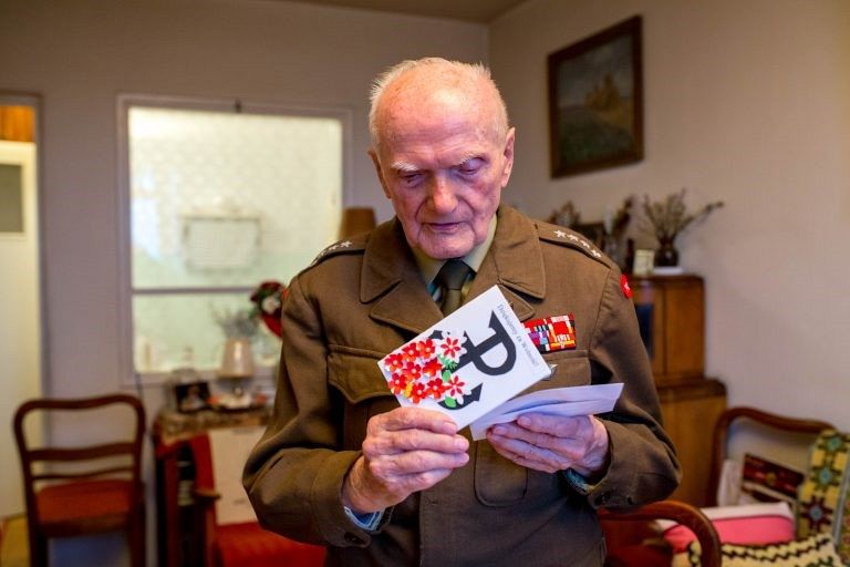 Grafika #0: BohaterON – włącz historię!