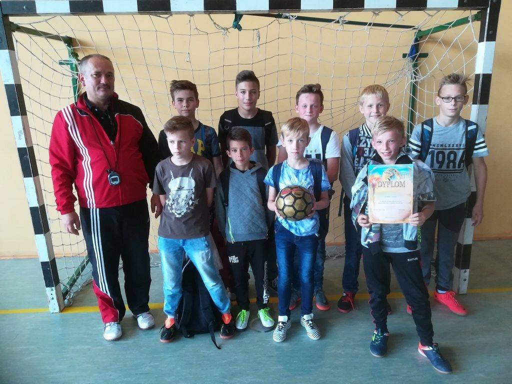 Grafika #0: Mistrzostwa Gminy w Halowej Piłce Nożnej Chłopców w ramach Gminnych Igrzysk Dzieci