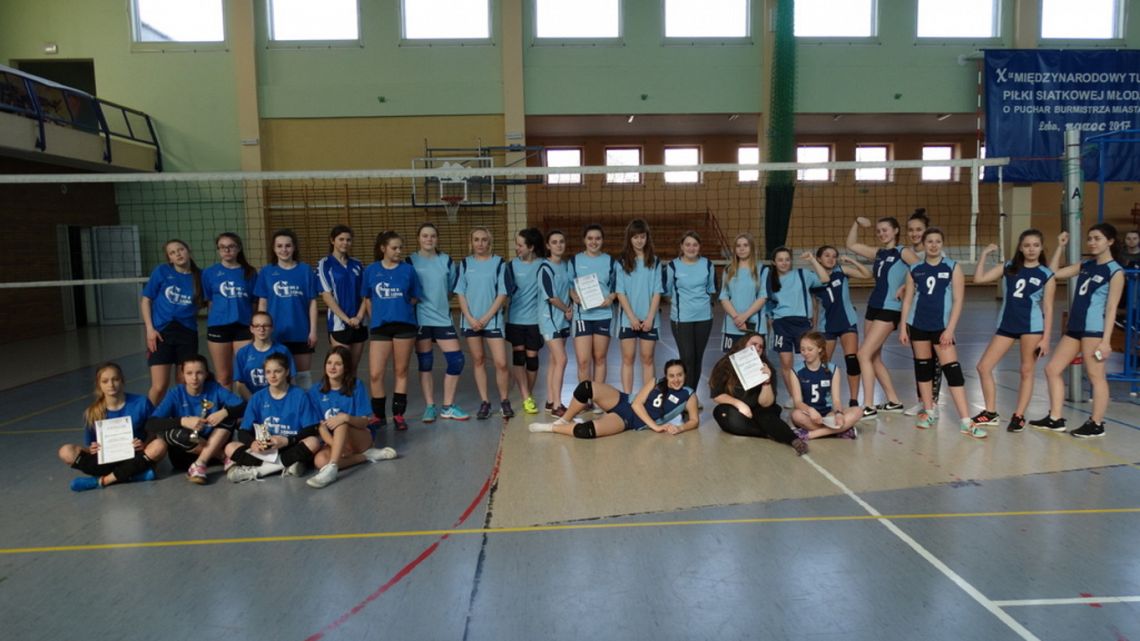 Grafika #0: Drugie miejsce naszych siatkarek