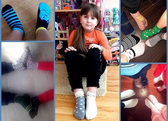 Uczniowie zakładając kolorowe skarpety solidaryzują się  z osobami z Zespołem Downa