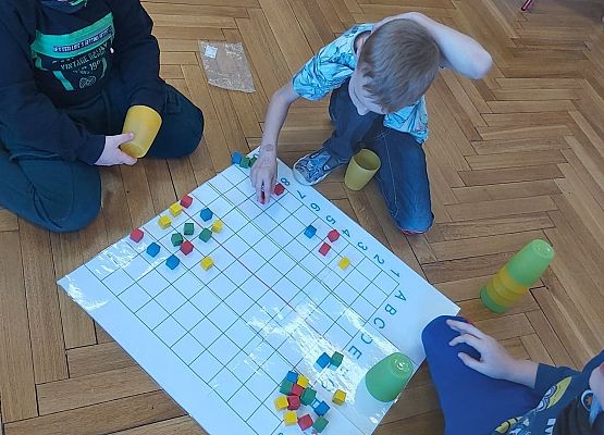 Poznawanie figur geometrycznych - gra