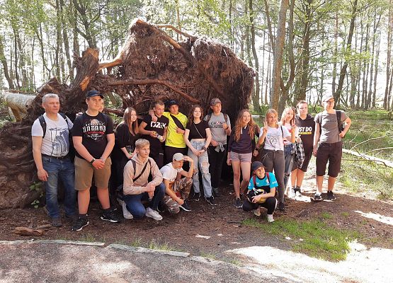 Zdjęcie grupowe na szlaku SPN