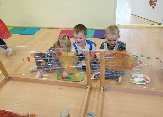 Malowanie na streczu