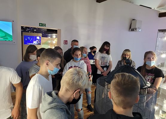 Uczniowie podczas zajęć