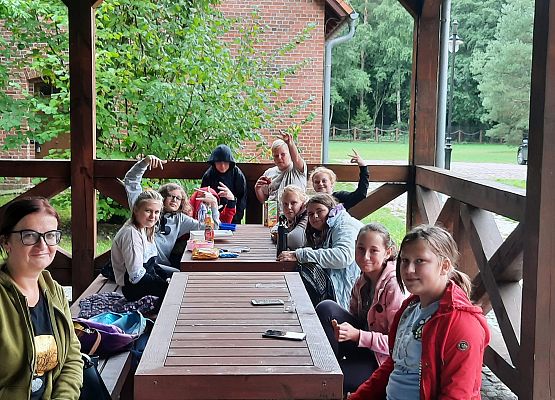 Uczniowie na zajęciach w Słowińskim Parku Narodowym w Czołpinie