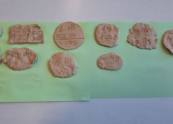 Zapis pismem klinowym