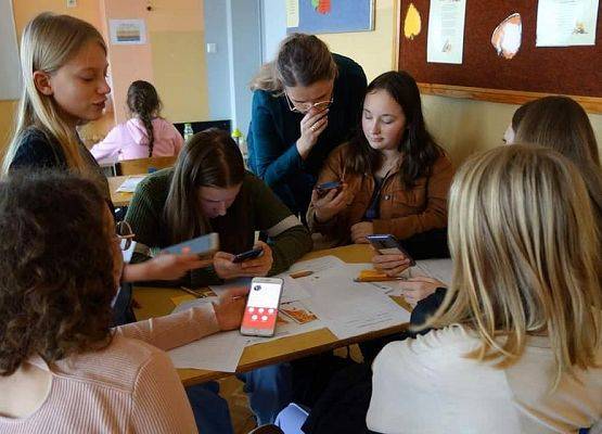 Uczniowie otrzymali informacje o Karcie Wolontariusza.