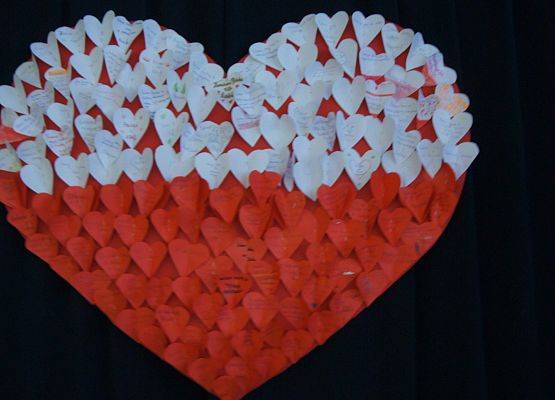 Serce, element dekoracji apelu