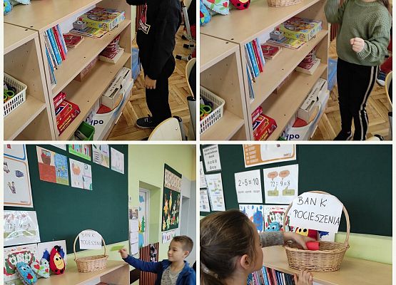 Uczniowie wrzucają hasła do Banku Pocieszenia.