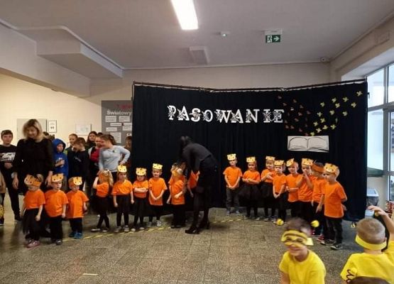 Występ przedszkolaków z grupy Tygryski