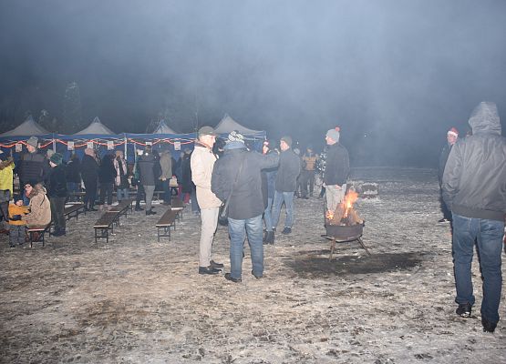 Uczestnicy kiermaszu