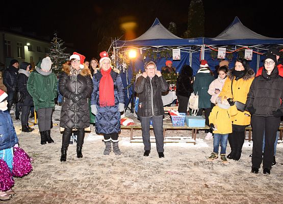 Uczestnicy kiermaszu