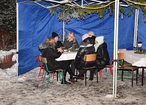 Uczestnicy kiermaszu