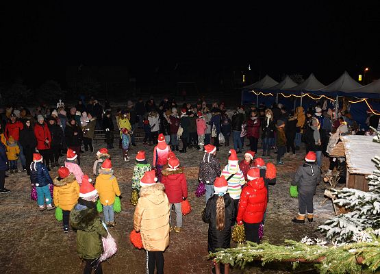 Uczestnicy kiermaszu