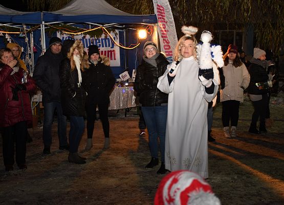 Uczestnicy kiermaszu