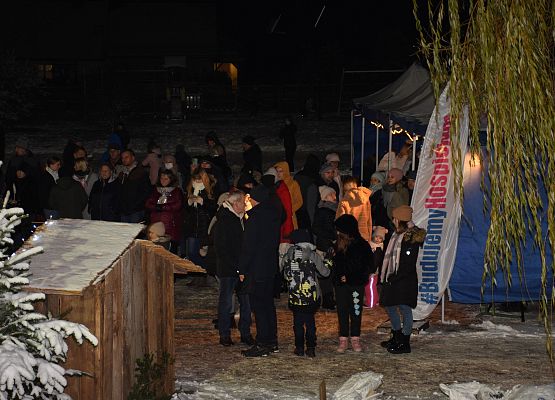 Uczestnicy kiermaszu