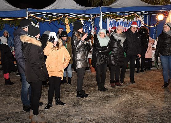 Uczestnicy kiermaszu