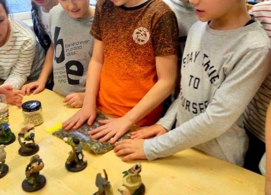 Grafika 3: Dokarmiamy ptaki zimą