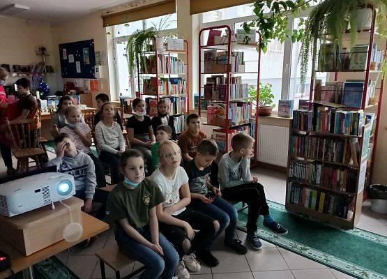 Grafika 9: Dokarmiamy ptaki zimą