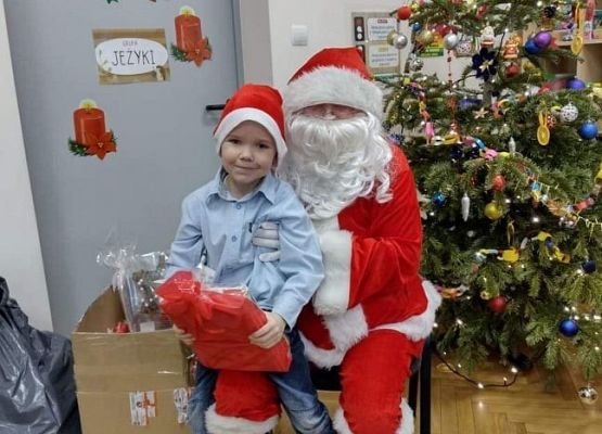 Chłopiec z Mikołajem