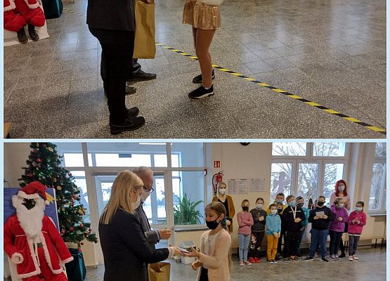 Uczennice odbierają nagrodę