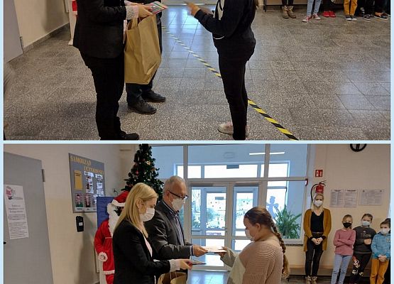 Uczennice odbierają nagrodę