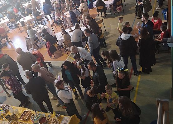 Uczestnicy kiermaszu