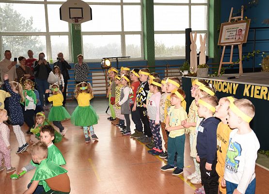 Przedszkolaki podczas występów