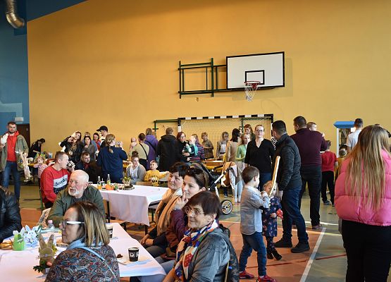 Uczestnicy kiermaszu