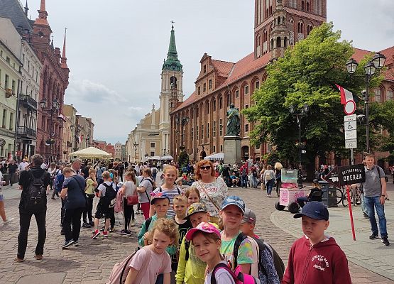 Uczestnicy wycieczki w Toruniu