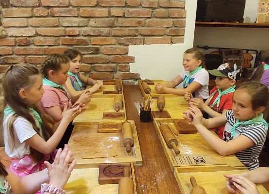 Uczestnicy wycieczki w Toruniu