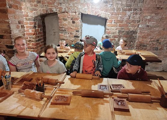 Uczestnicy wycieczki w Toruniu