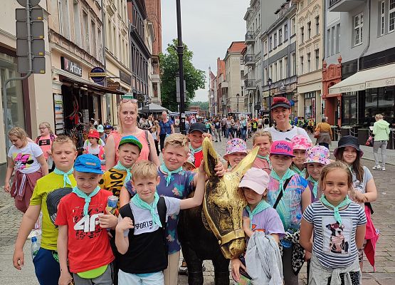 Uczestnicy wycieczki w Toruniu