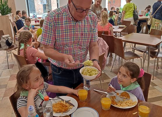 Uczestnicy wycieczki w Toruniu