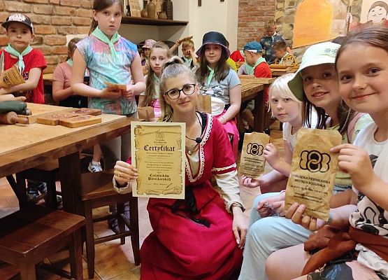 Uczestnicy wycieczki w Toruniu