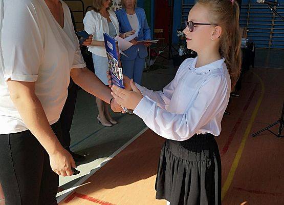 Grafika 3: Uroczyste zakończenie roku szkolnego 2021/2022