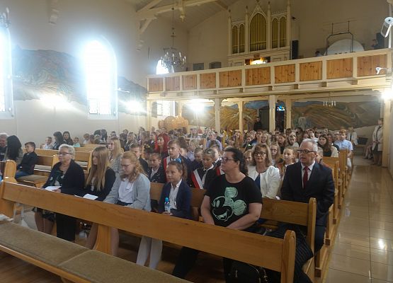 Grafika 1: Uroczyste rozpoczęcie roku szkolnego 2022/2023