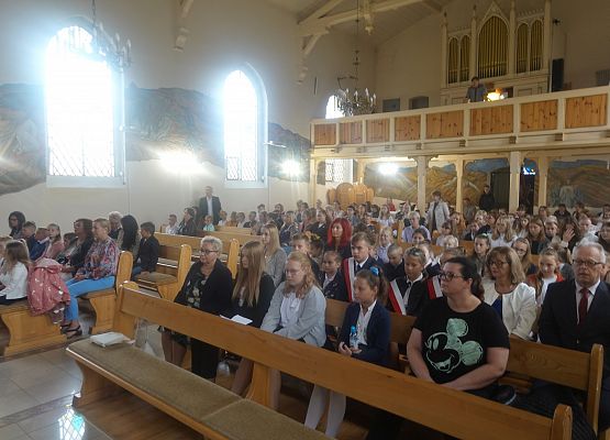 Grafika 2: Uroczyste rozpoczęcie roku szkolnego 2022/2023