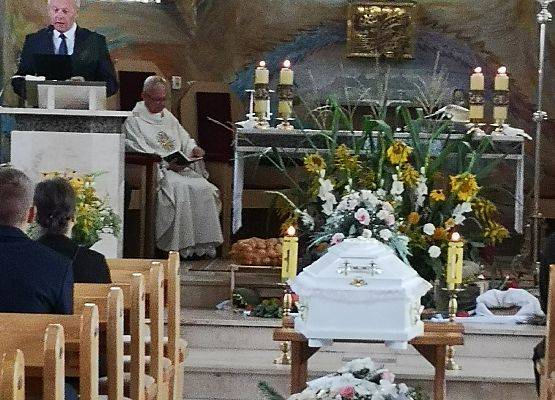 Grafika 2: Na zawsze w naszej pamięci