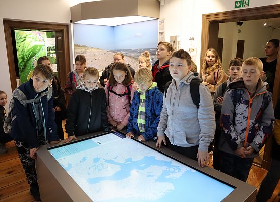 Uczniowie podczas zajęć w Czołpinie