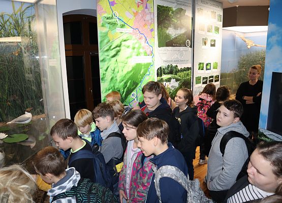 Uczniowie podczas zajęć w Czołpinie