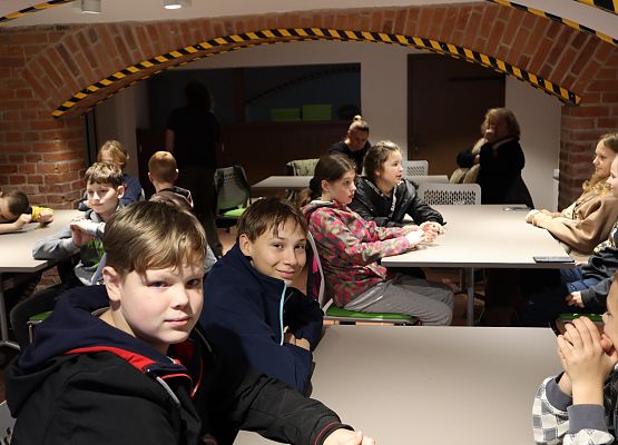 Uczniowie podczas zajęć w Czołpinie