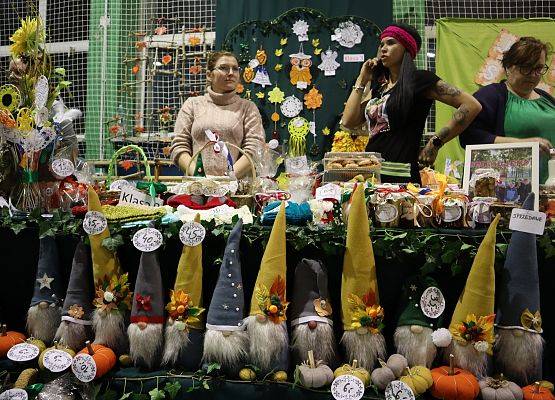 uczestnicy spotkania "jesienna spiżarnia"