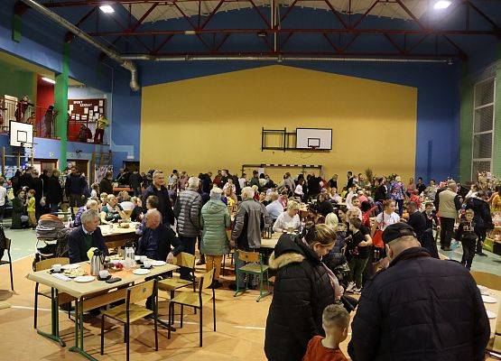 uczestnicy spotkania "jesienna spiżarnia"