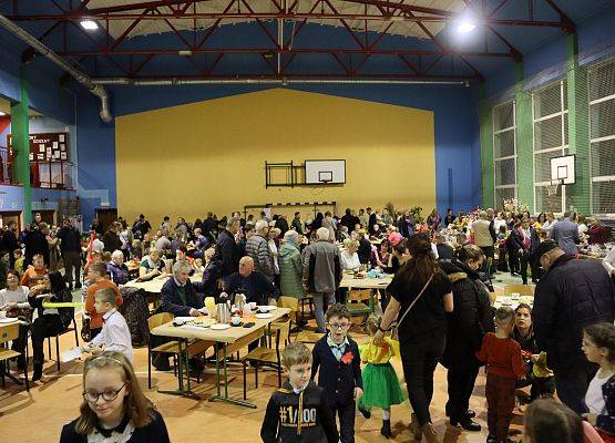 uczestnicy spotkania "jesienna spiżarnia"