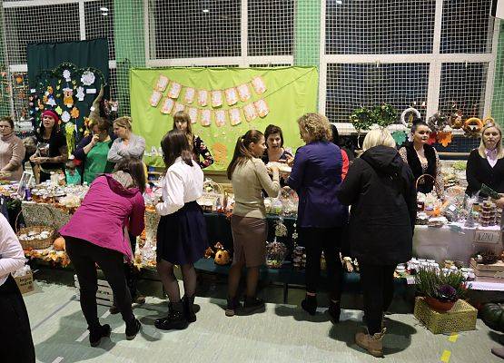 uczestnicy spotkania "jesienna spiżarnia"