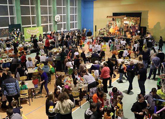 uczestnicy spotkania "jesienna spiżarnia"