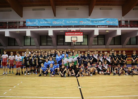 zdjęcie grupowe wszystkich uczestników