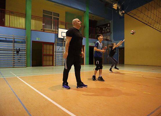 uczestnicy mikołajkowego turnieju